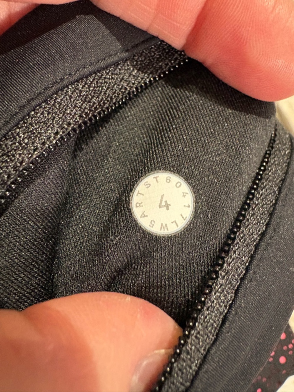 Lululemon laser cut detail leggings black pink 4 - Picture 4 of 6